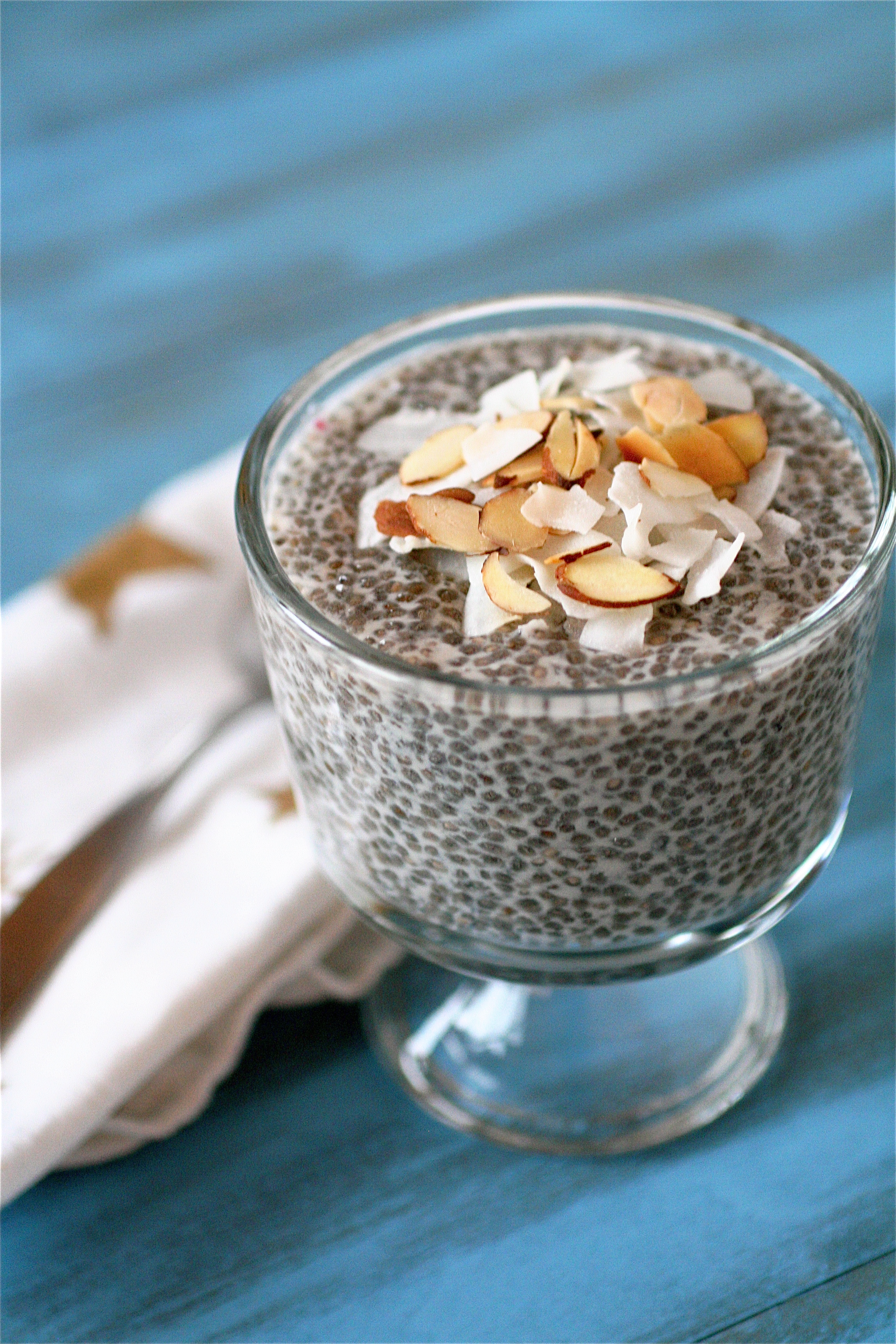 Coconut-Almond Chia Seed Pudding | The Curvy Carrot