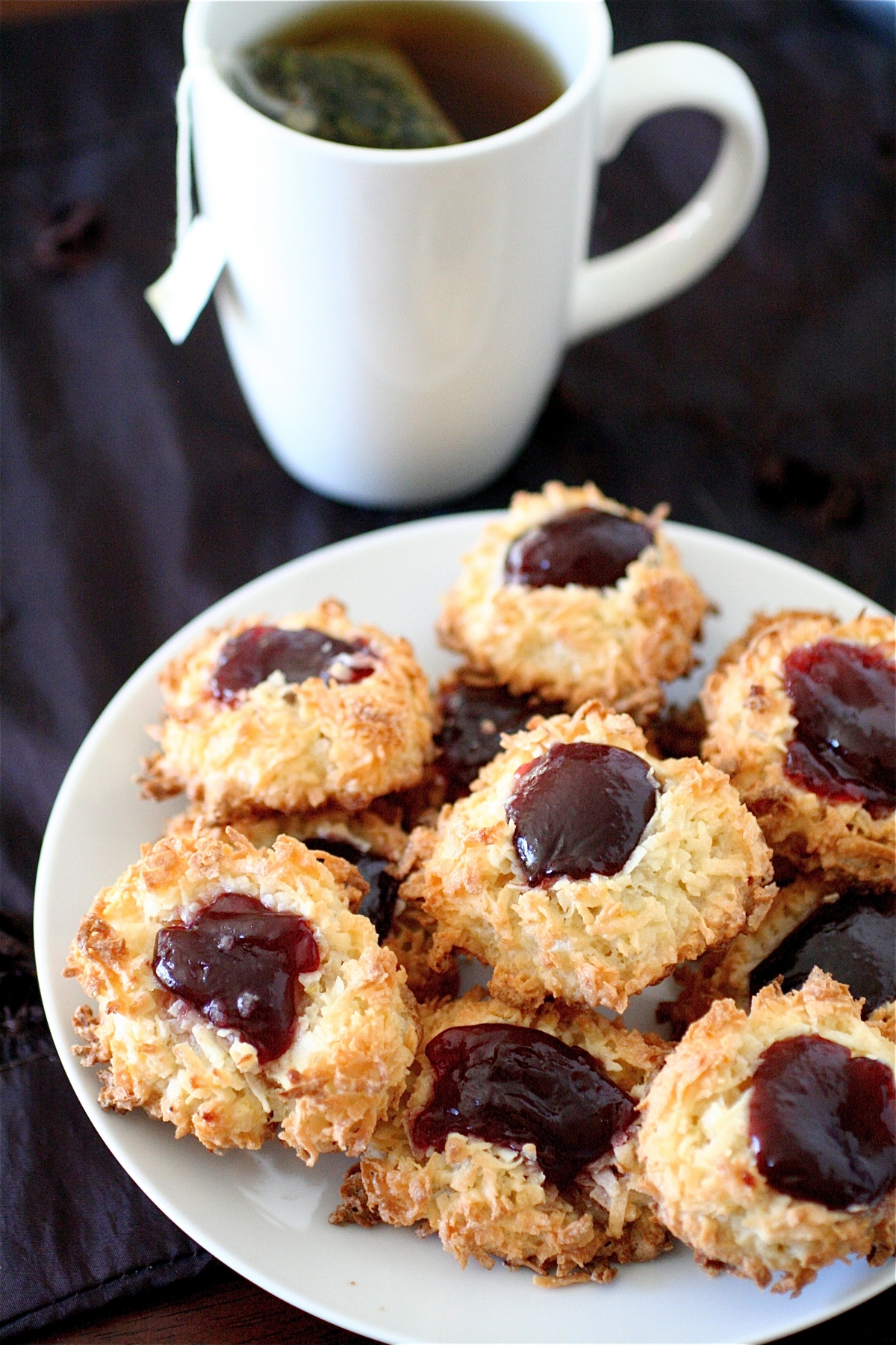 Coconut Jam Cookies | The Curvy Carrot