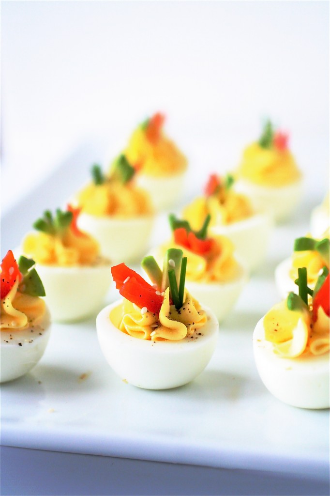 Cream Cheese And Smoked Salmon Deviled Eggs | The Curvy Carrot